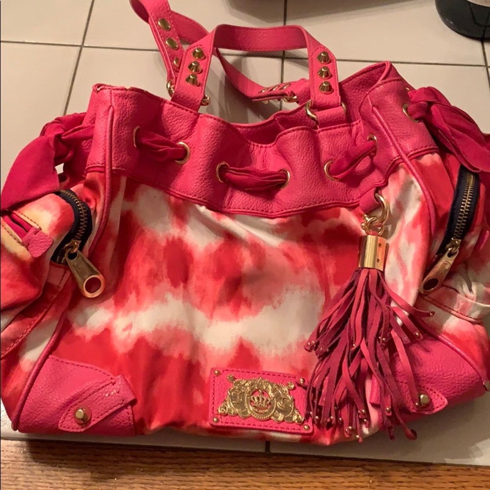 Like new juicy couture purse - pink & white